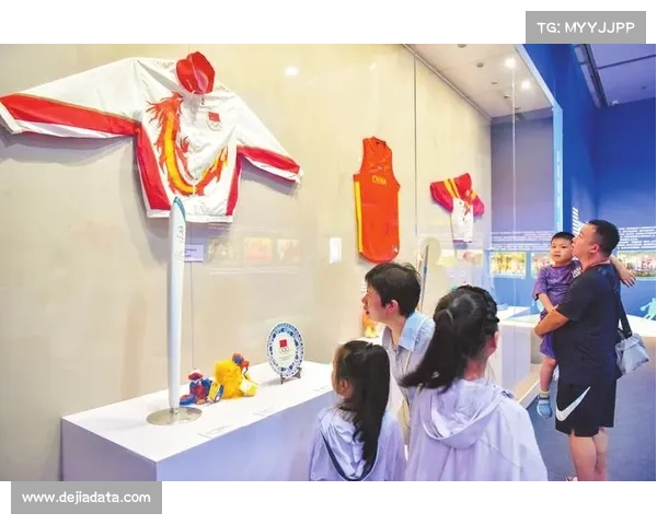 体育博物馆举办冬奥遗产展,吸引参观 体育博物馆举办冬奥遗产展,吸引参观